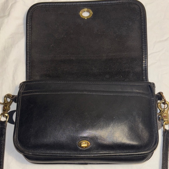 Coach Vintage Pocket Purse/Crossbody Bag - Picture 6 of 10